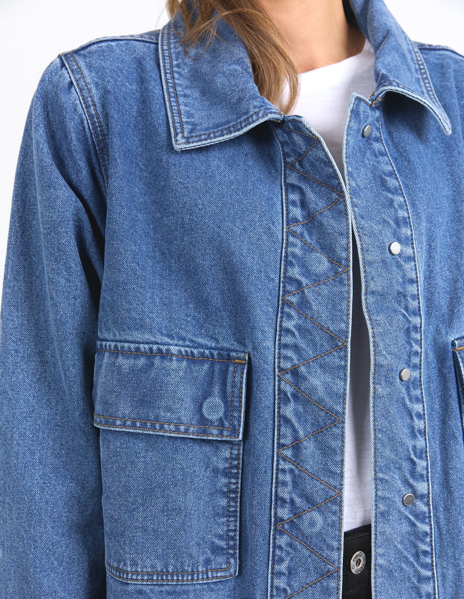 Elm Hunter Denim Jacket - Mid Blue Wash