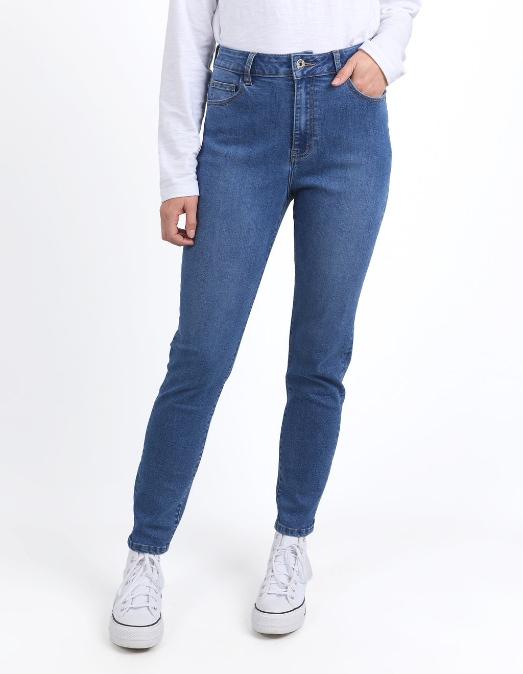 Elm Georgie Slim Leg Jean - Mid Blue Wash