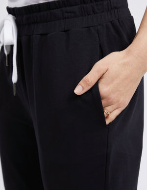 Elm Lobby Track Pant - Black