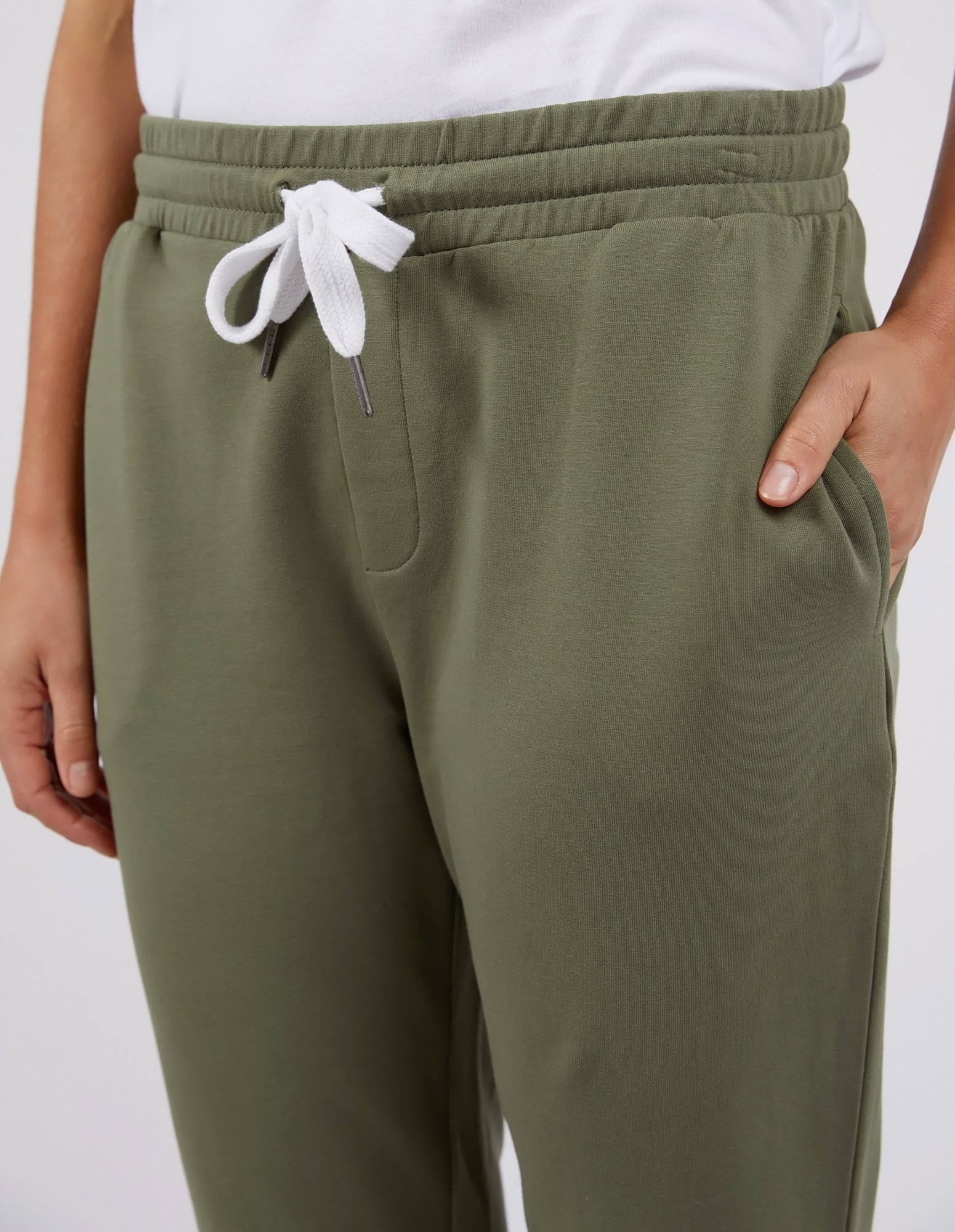 Elm Lobby Track Pant - Khaki