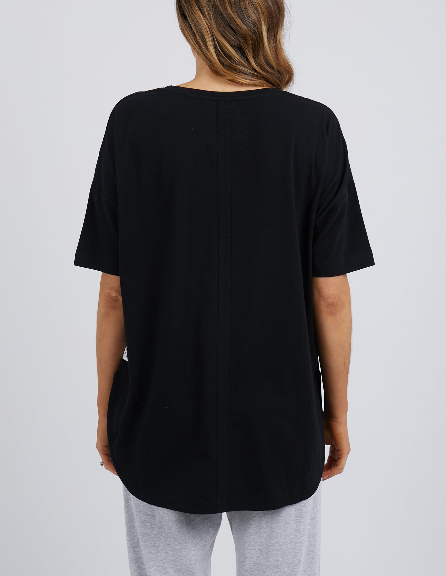 Elm Society S/S Tee - Black