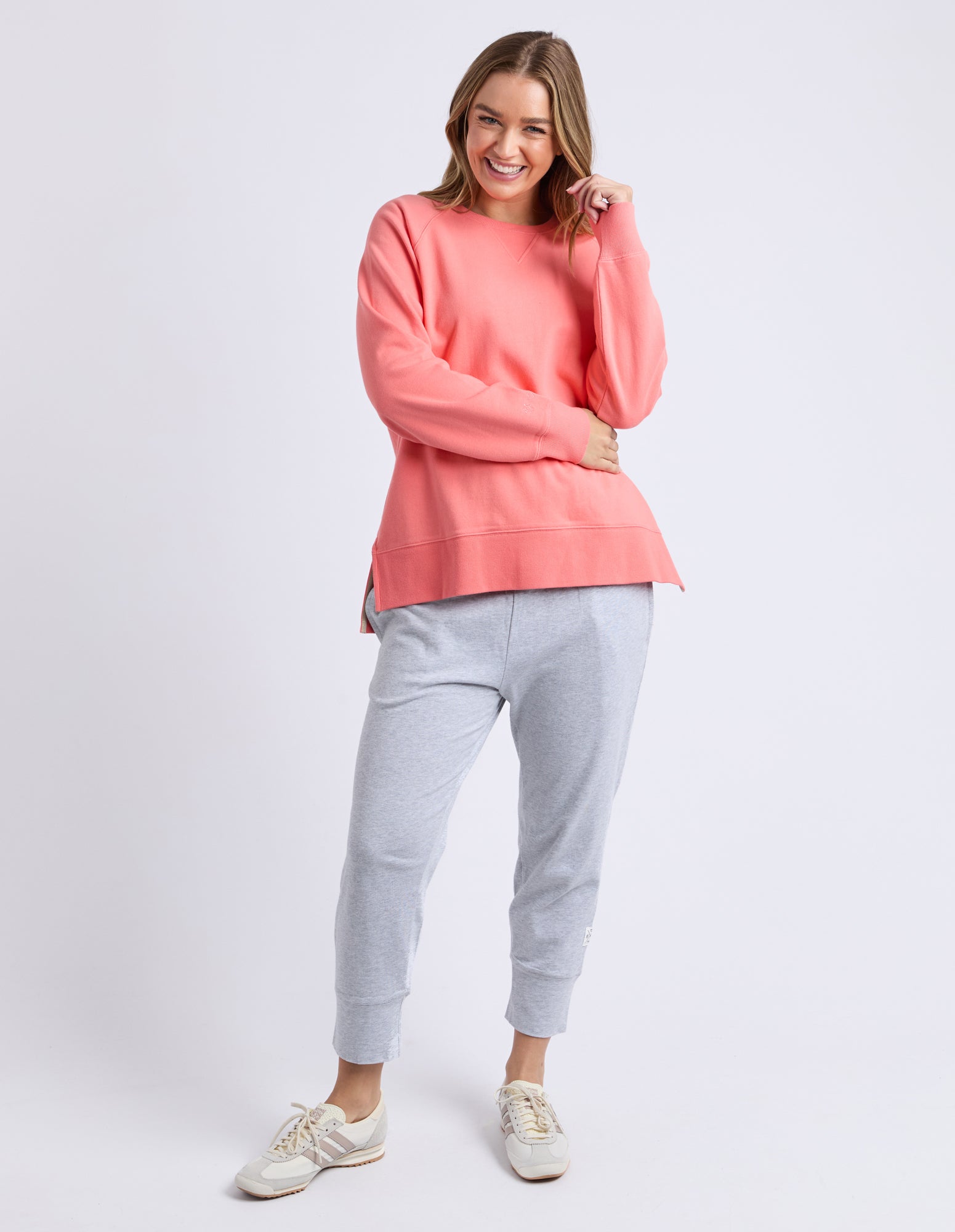 Elm Melbourne Crew - Cosy Coral