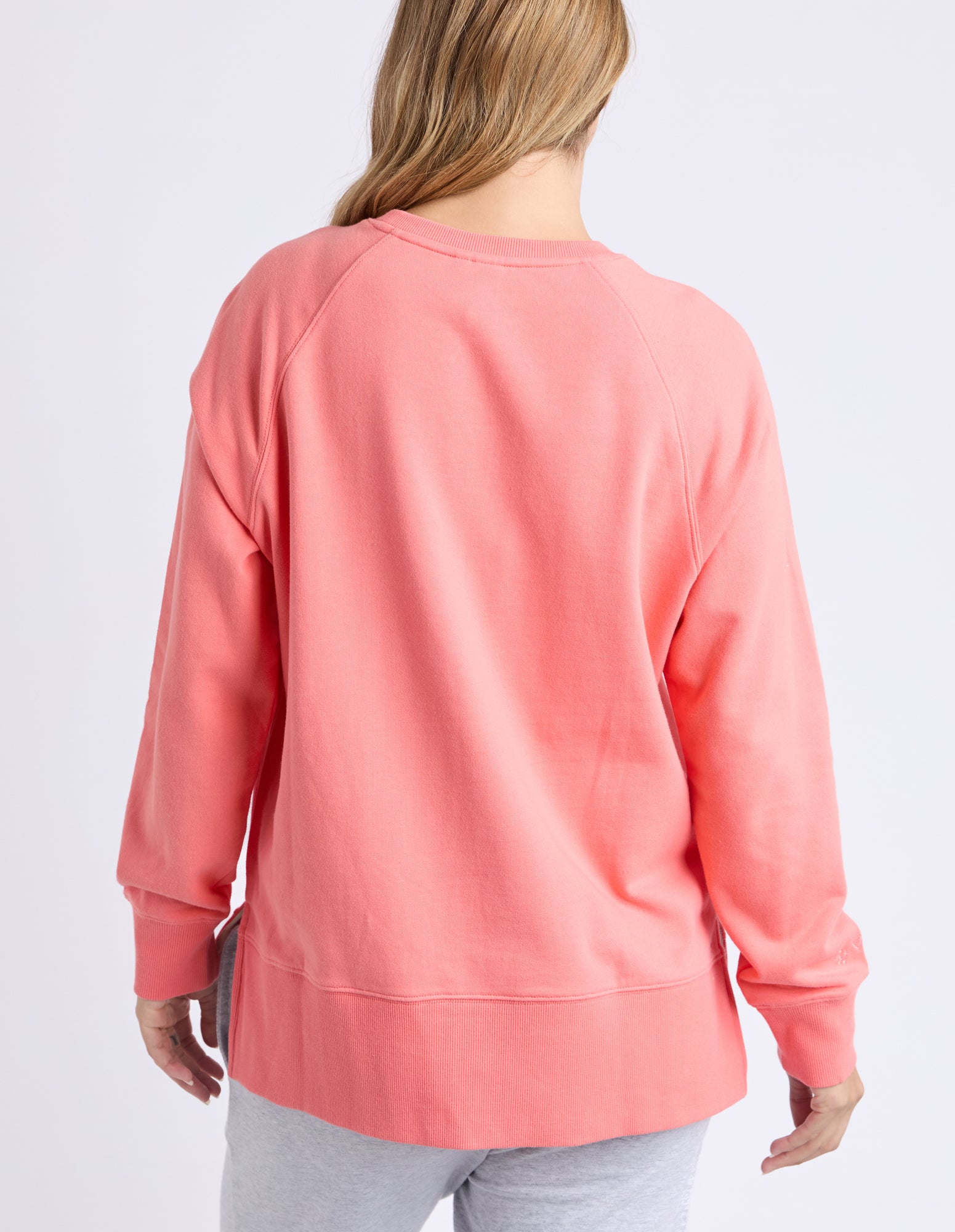 Elm Melbourne Crew - Cosy Coral