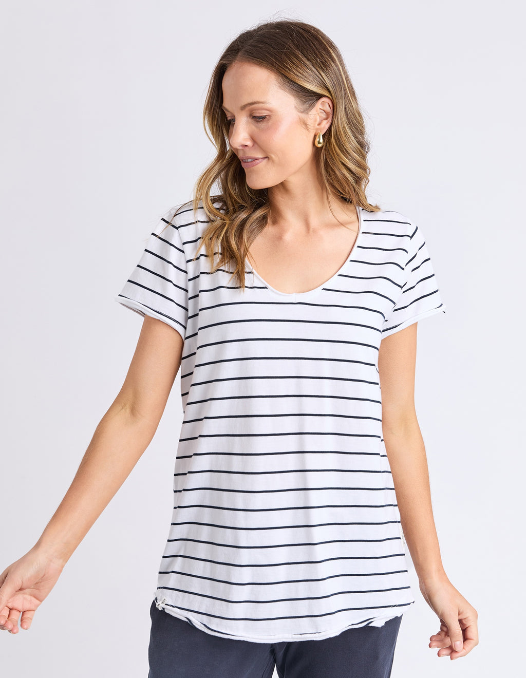 Elm Pima Vee Tee - White/Navy Stripe