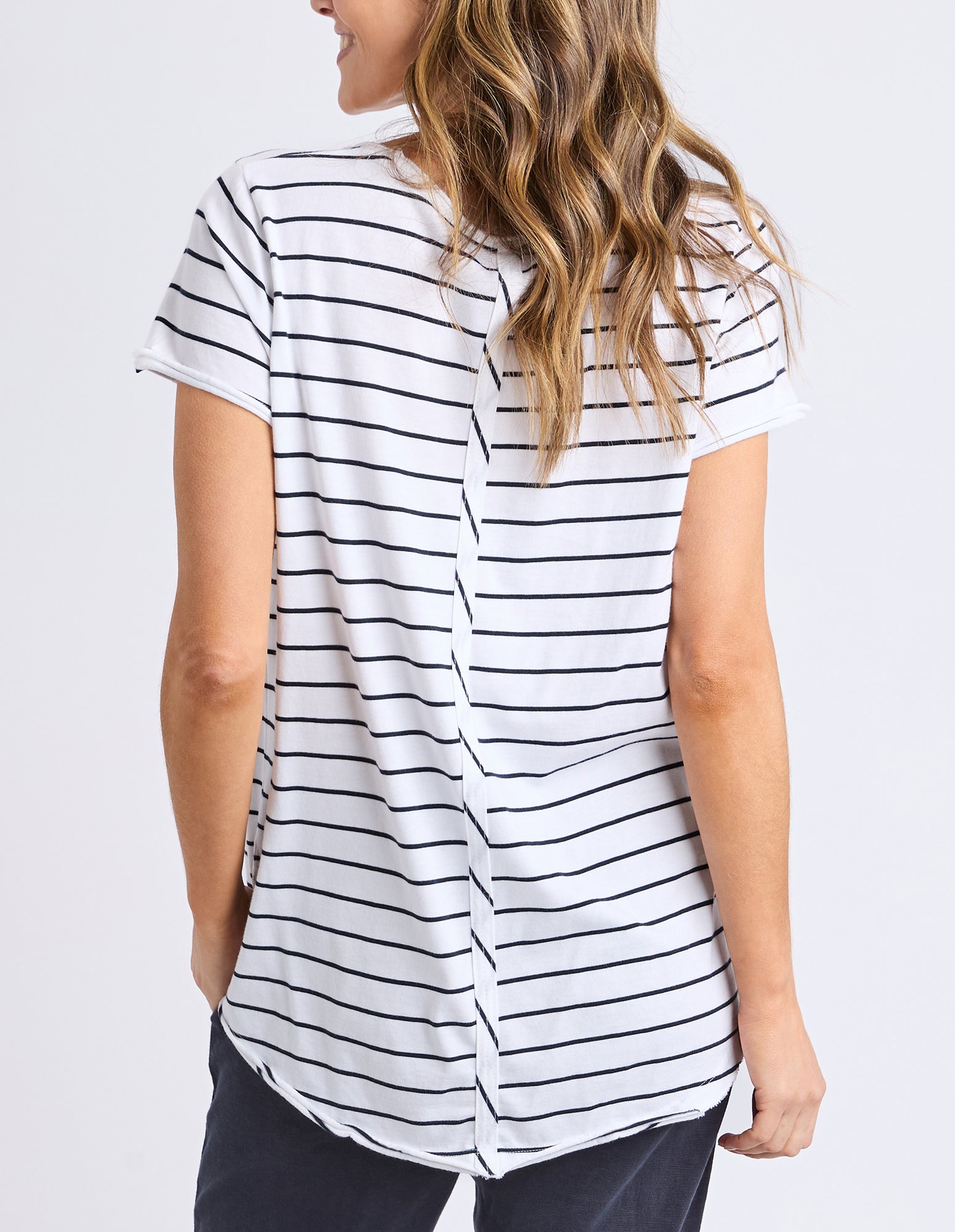 Elm Pima Vee Tee - White/Navy Stripe