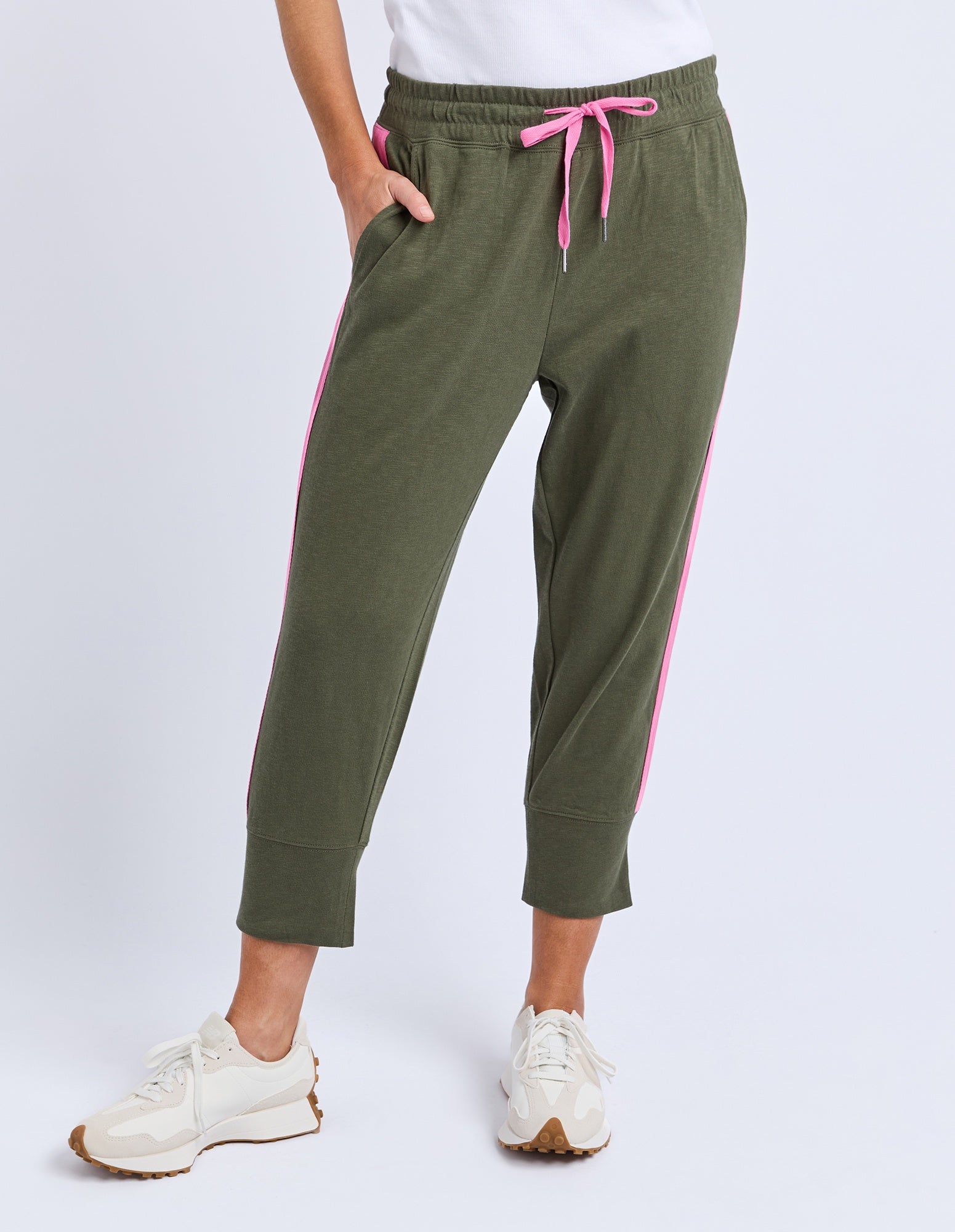 Elm Brunch Pant with Side Tape - Clover