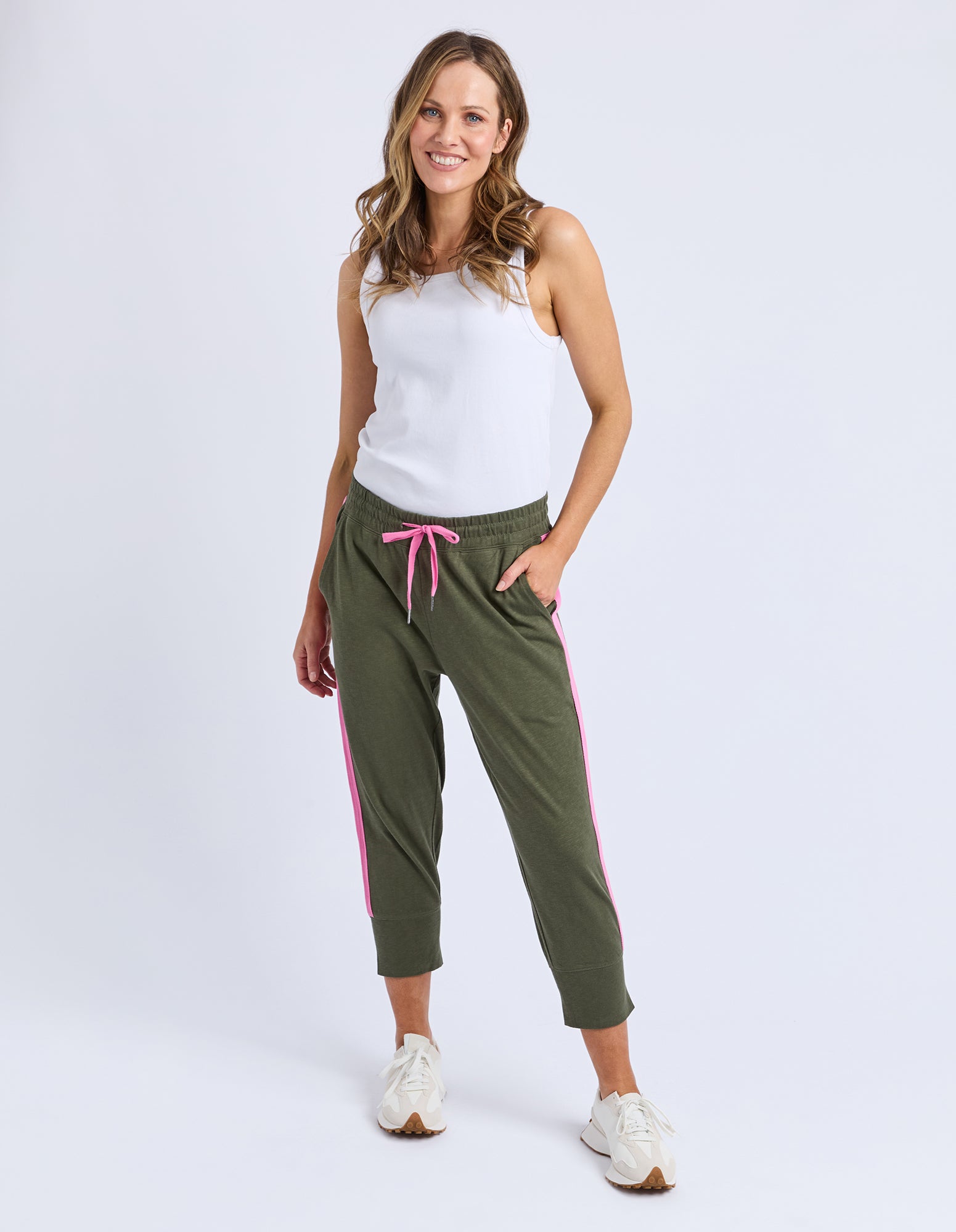 Elm Brunch Pant with Side Tape - Clover