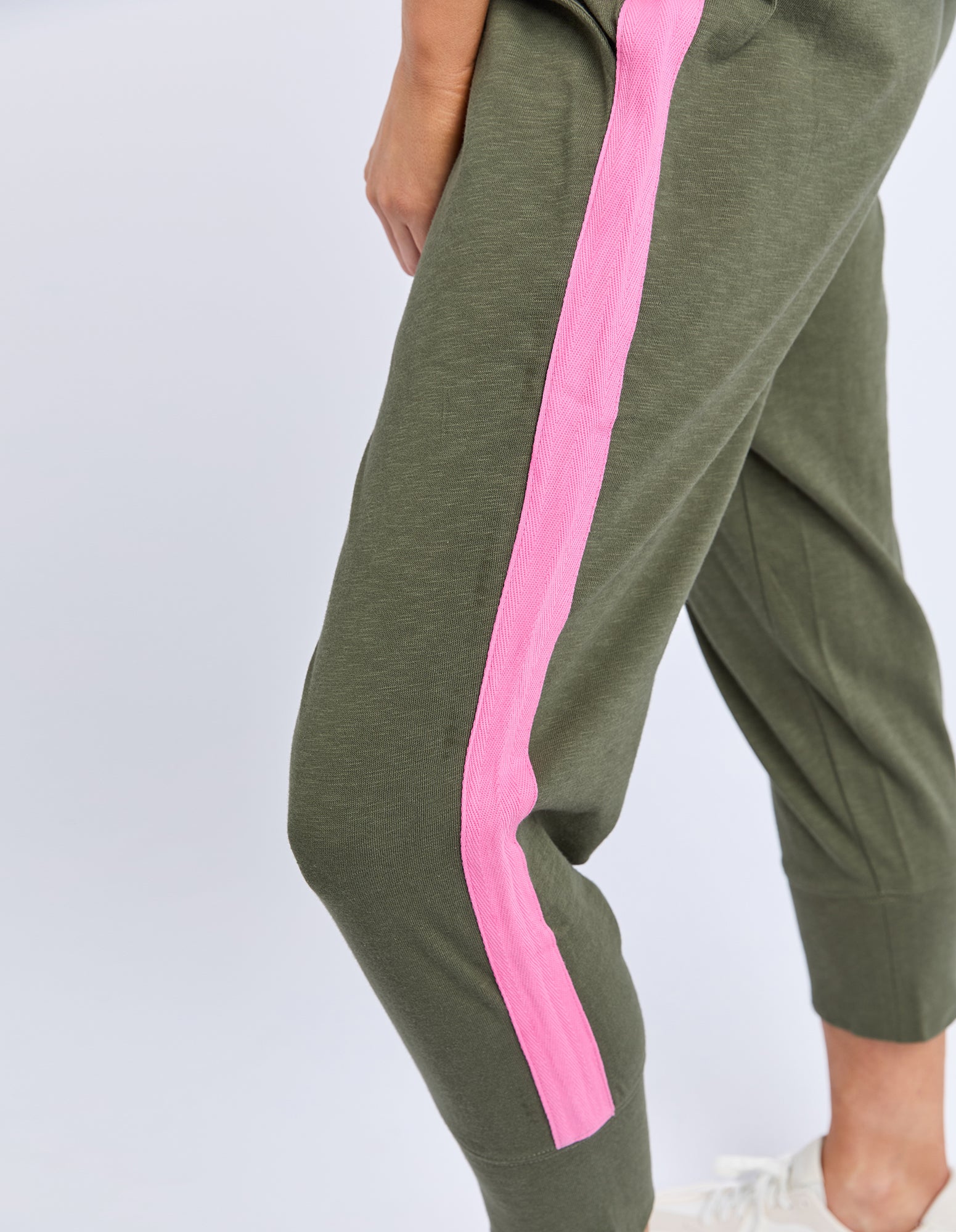 Elm Brunch Pant with Side Tape - Clover